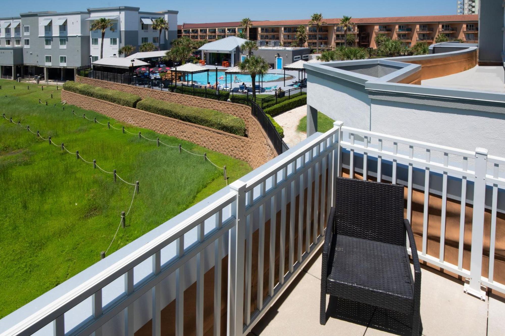 Courtyard By Marriott Galveston Island Hotel Exterior foto